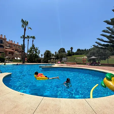 Duquesa Gem Apartment